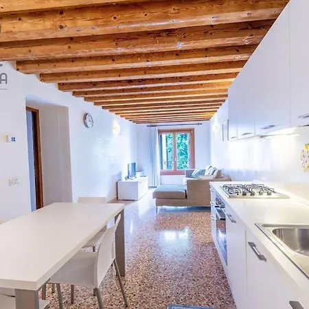 Vittoria Apartments: Palladio 2 アパート