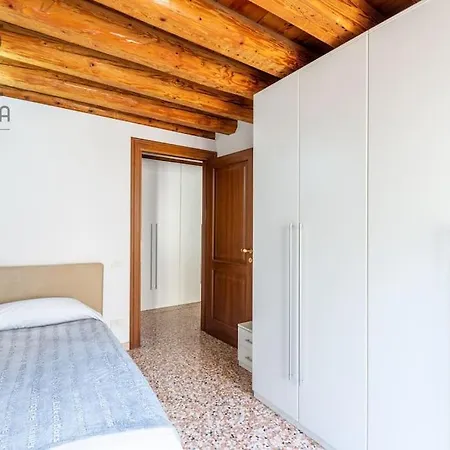 Apartamento Vittoria Apartments: Palladio 2