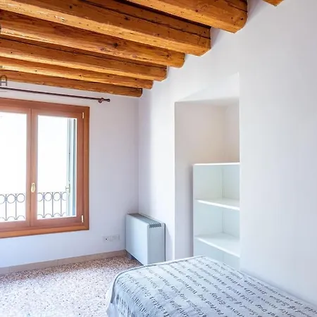 Apartamento Vittoria Apartments: Palladio 2 *